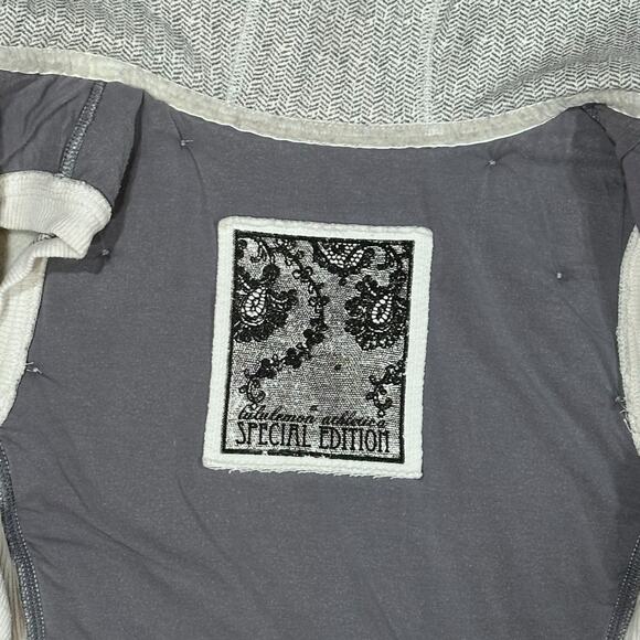 Lululemon Special Edition Gray & White Scuba Hoodie Jacket Women’s Size 6 - Picture 5 of 6